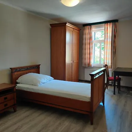 Lg Hotel