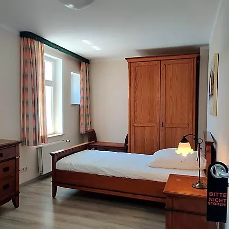 Lg Hotel *